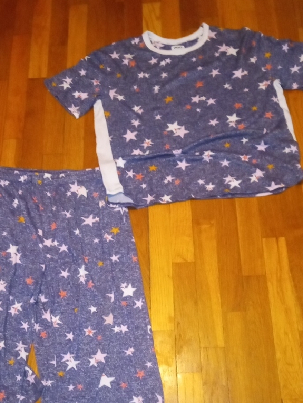 women large DKNY pj set blue with stars, cropped pants